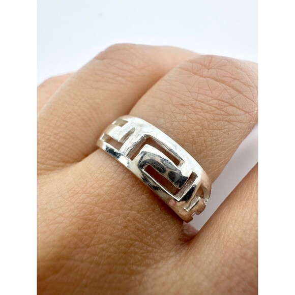 925 sterling silver Greek key band Ring size 6.5
